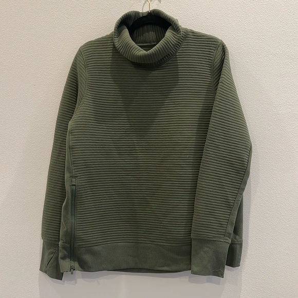 all in motion Other - NWT All in motion women’s quilted pullover sweatshirt size L